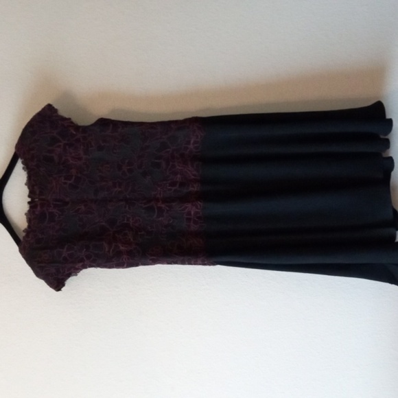Tadashi Shoji Lace Dress Sokoto design black and red - Picture 5 of 9